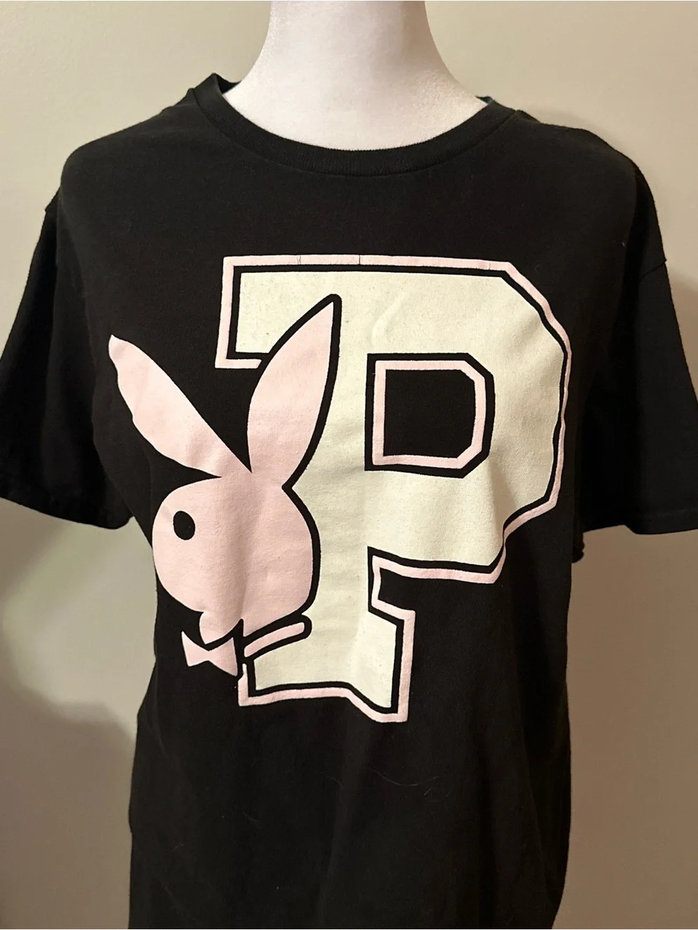 PLAYBOY Varsity Style Short Sleeve Detail Essential Stylish Tee with Pink Bunny - Picture 2 of 3
